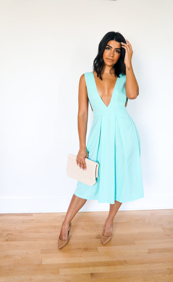 Bump Friendly Dresses For A Shower, Blue plunge skater midi dress